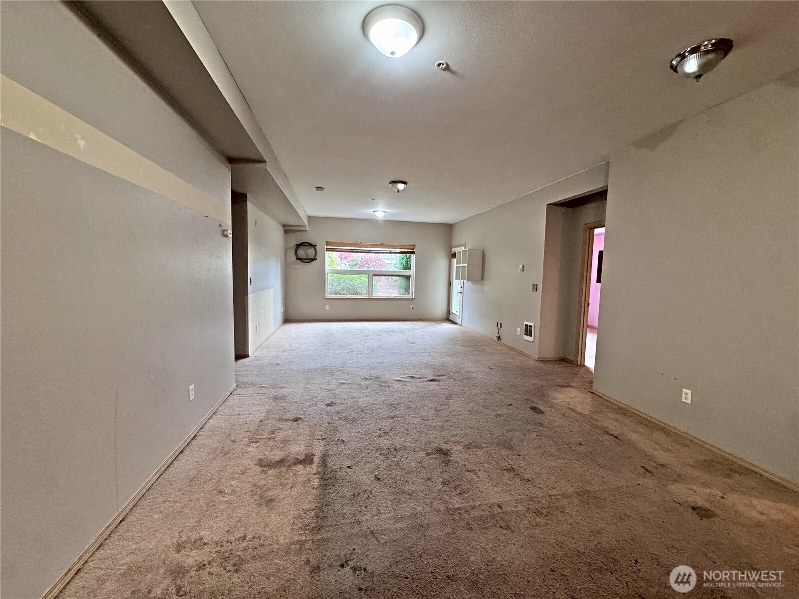 512 Darby Drive 113 Property Photo 10