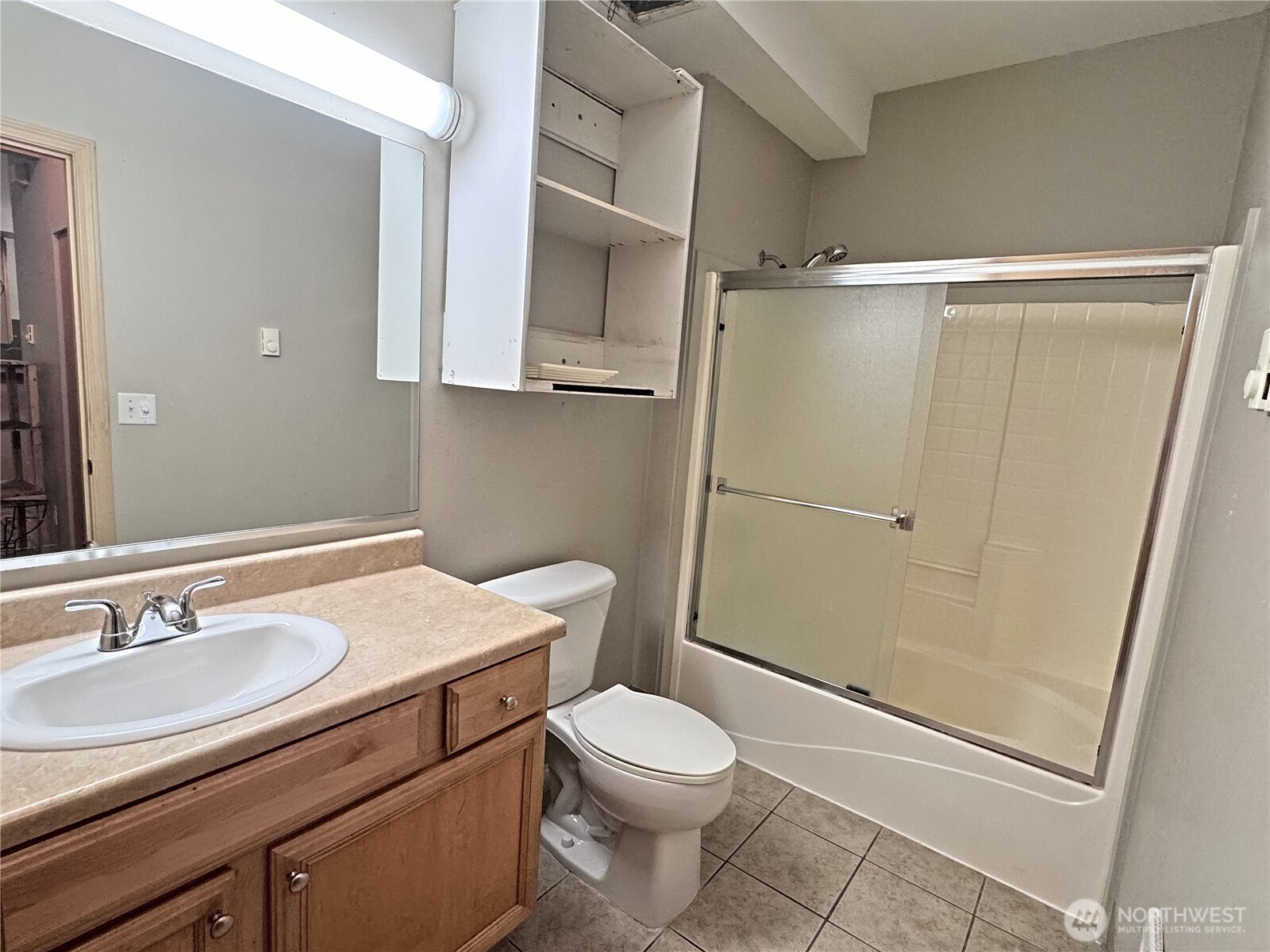 512 Darby Drive 113 Property Photo 18