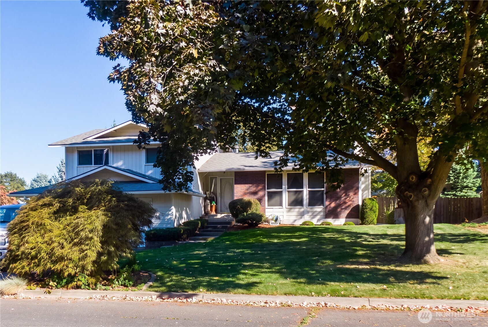 934 Mountain Park Drive Property Photo 1