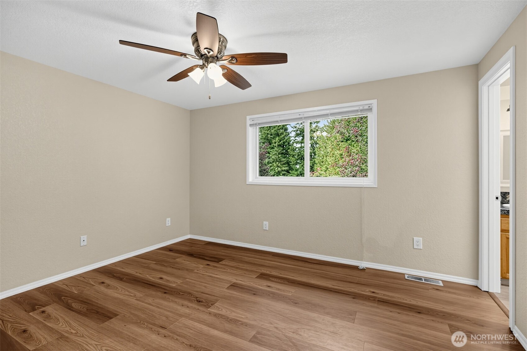 4627 127th Pl Place Property Photo 13