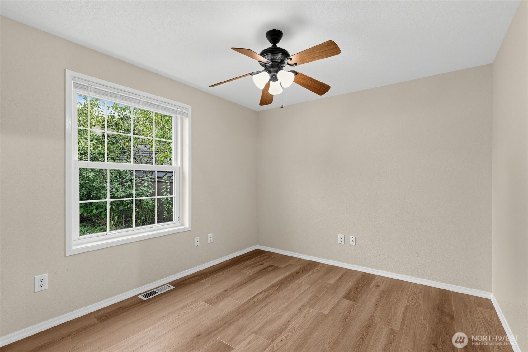 4627 127th Pl Place Property Photo 17