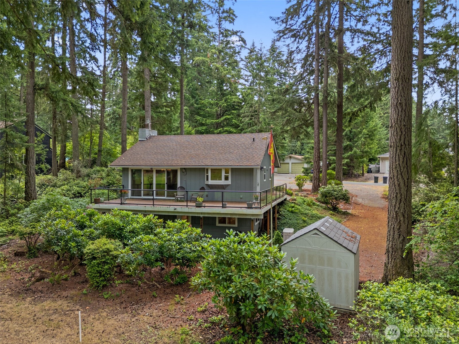 11001 Pioneer Drive Property Photo 1