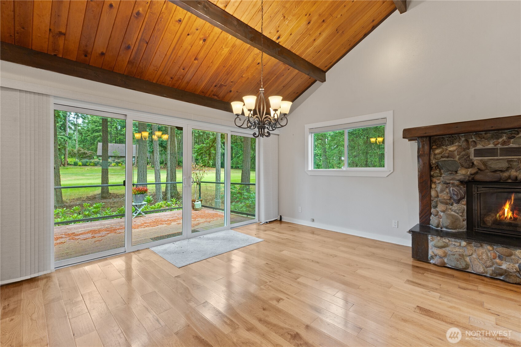 11001 Pioneer Drive Property Photo 13
