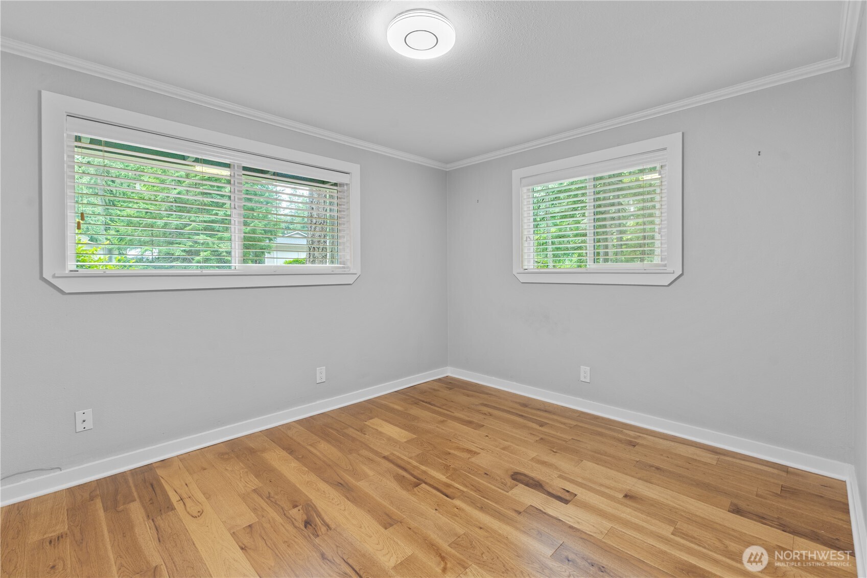11001 Pioneer Drive Property Photo 25