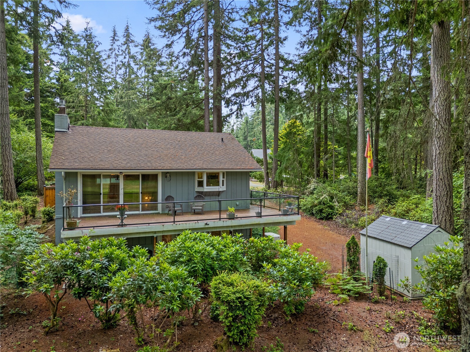 11001 Pioneer Drive Property Photo 34
