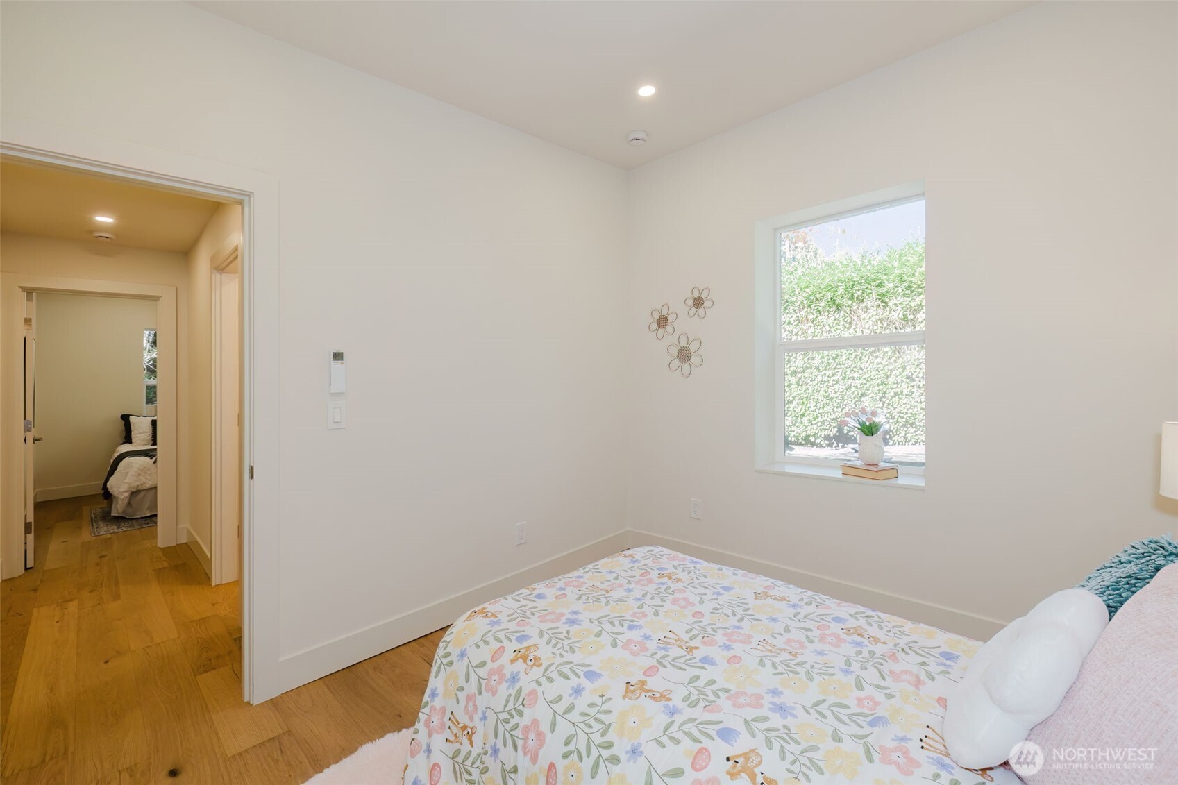 6338 Blakely Avenue Property Photo 17