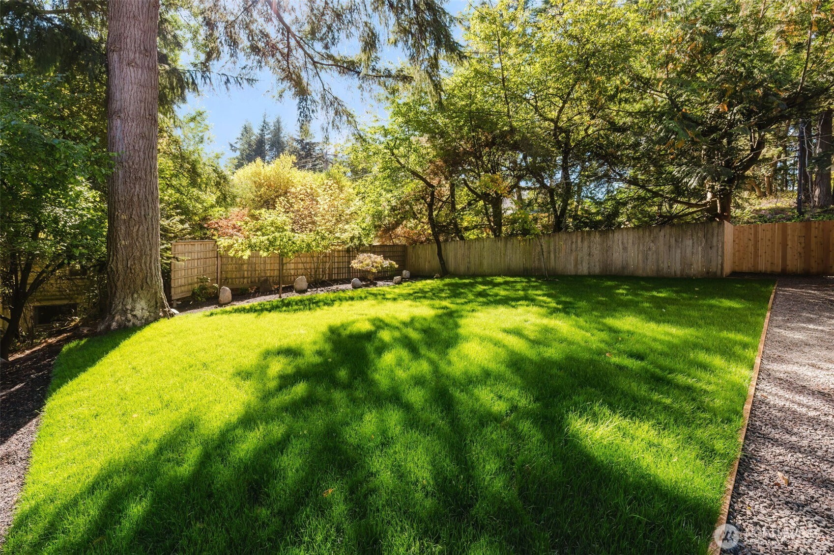 6338 Blakely Avenue Property Photo 30