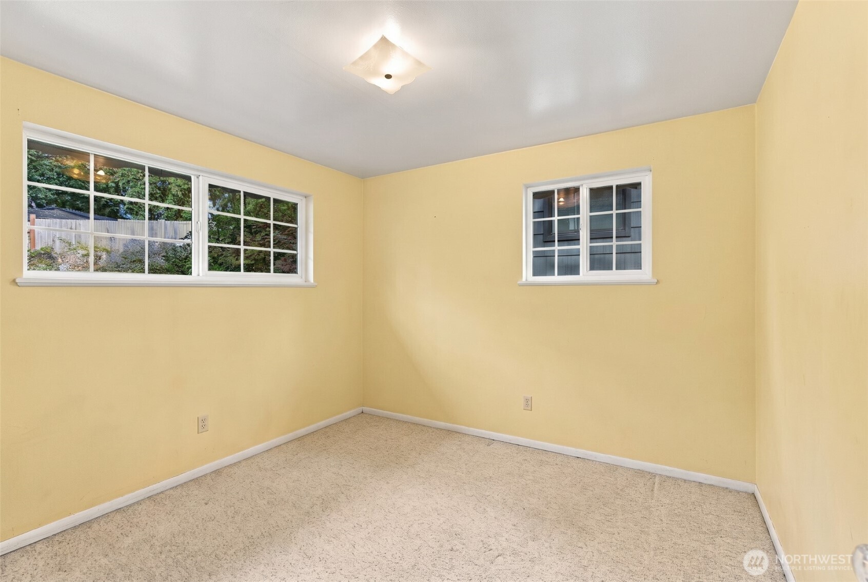 11735 35th Avenue Property Photo 8