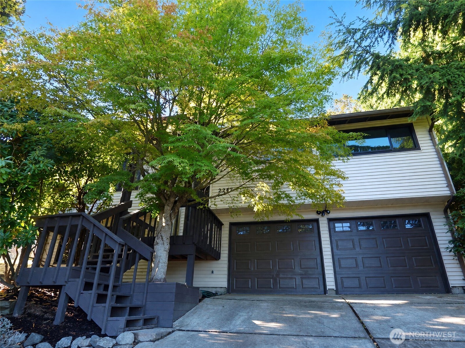 2242 W 12th Street Property Photo 1