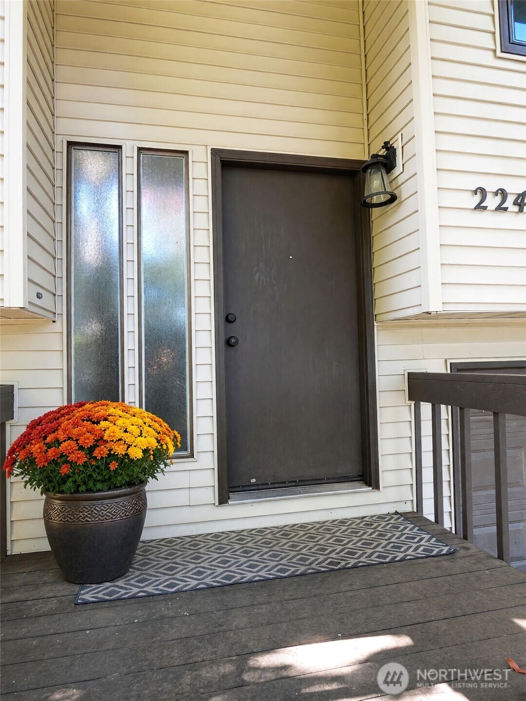 2242 W 12th Street Property Photo 5