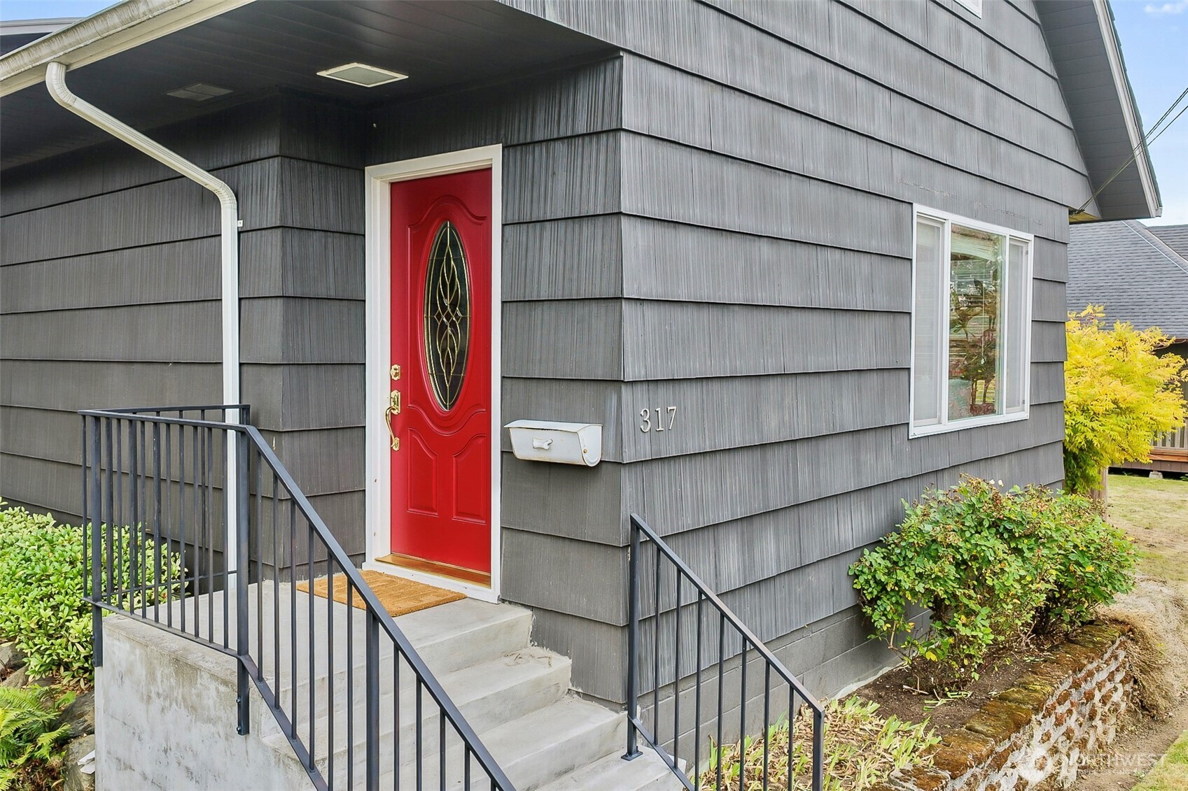 317 Ave J Property Photo 2