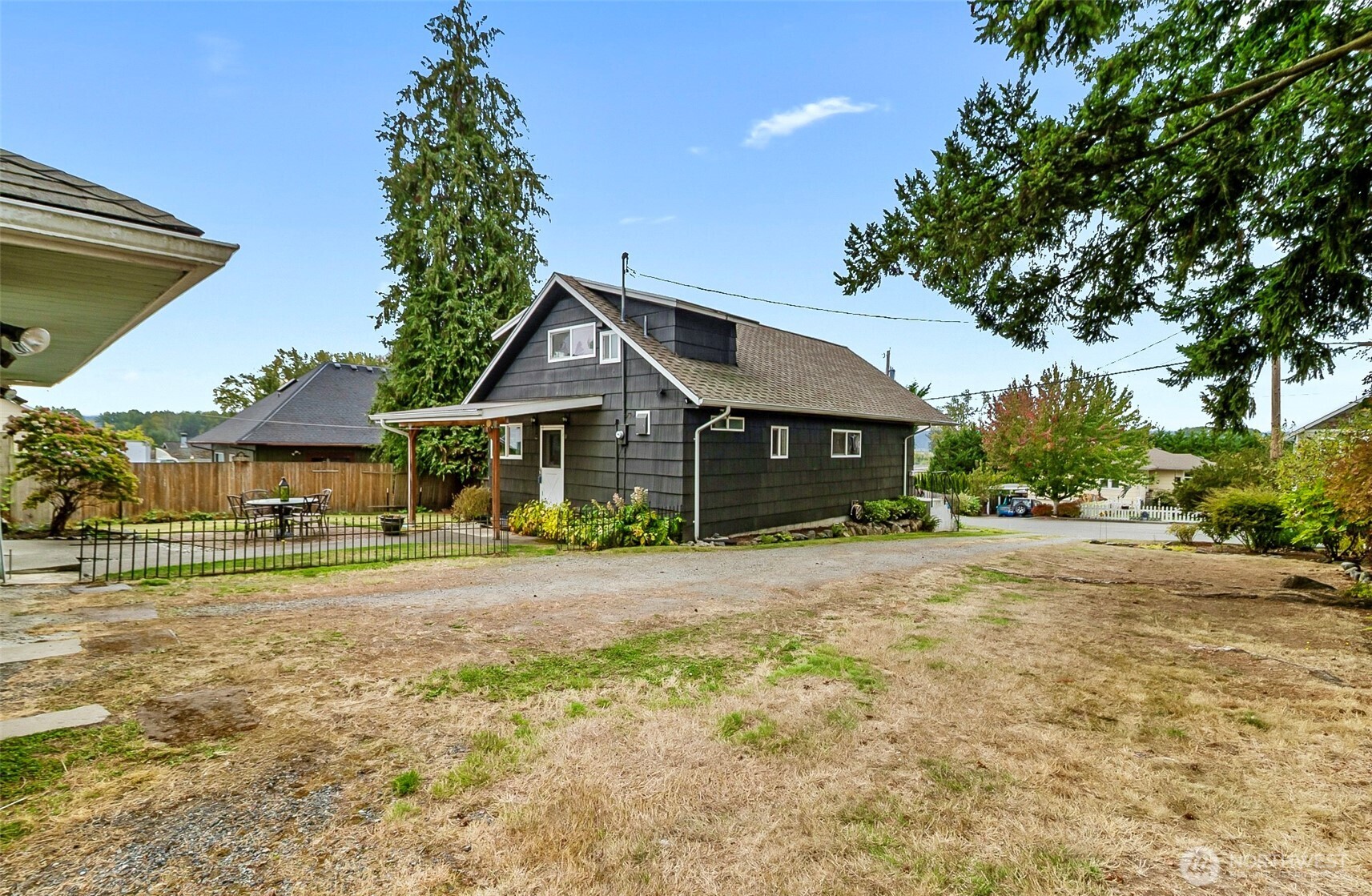 317 Ave J Property Photo 29