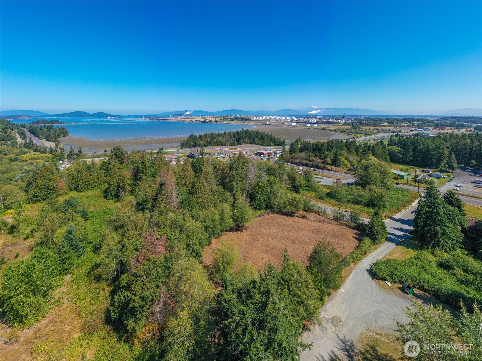 7603 S Fidalgo Bay Road Property Photo 6