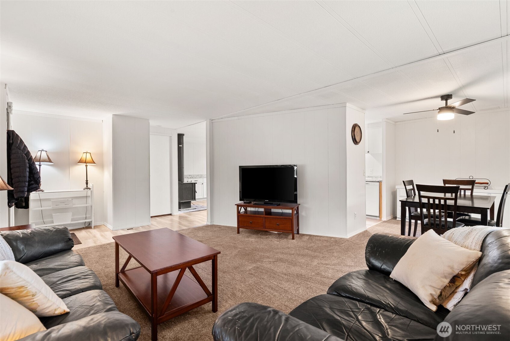 1342 Spruce Drive Property Photo 8