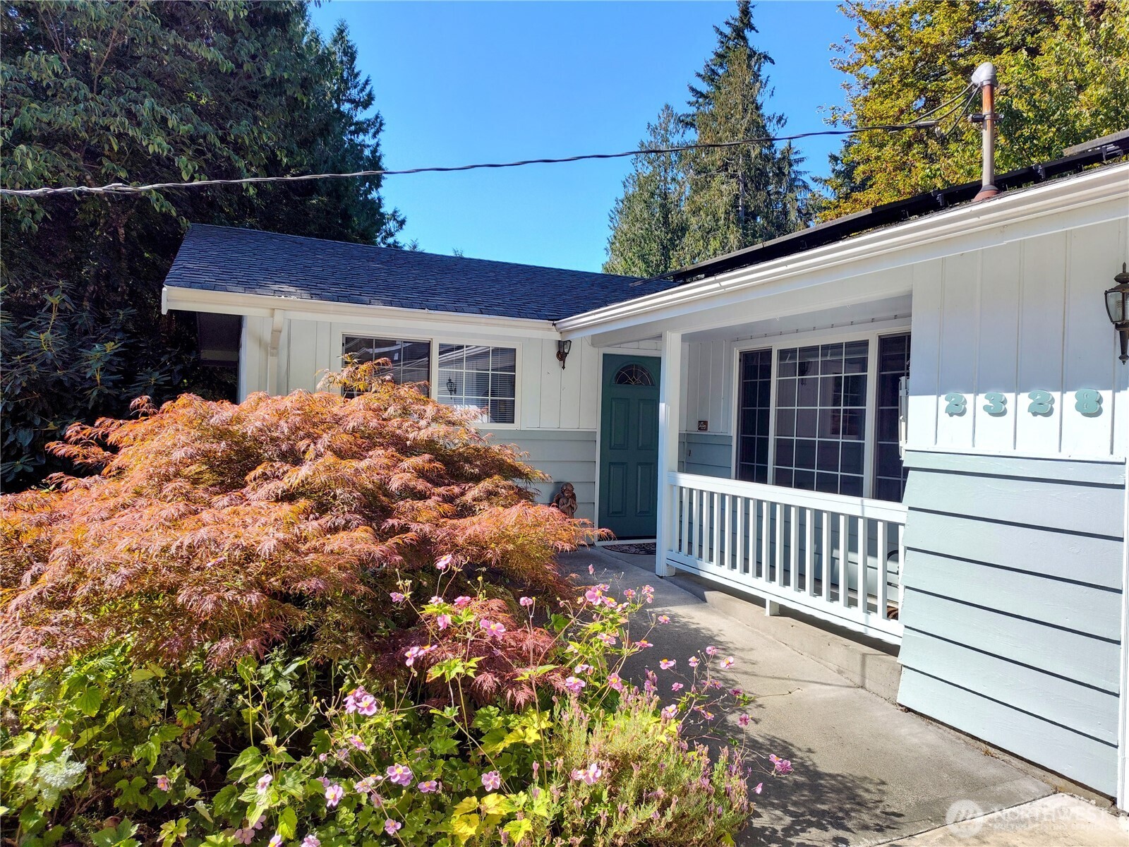 2328 65th Court Property Photo 4