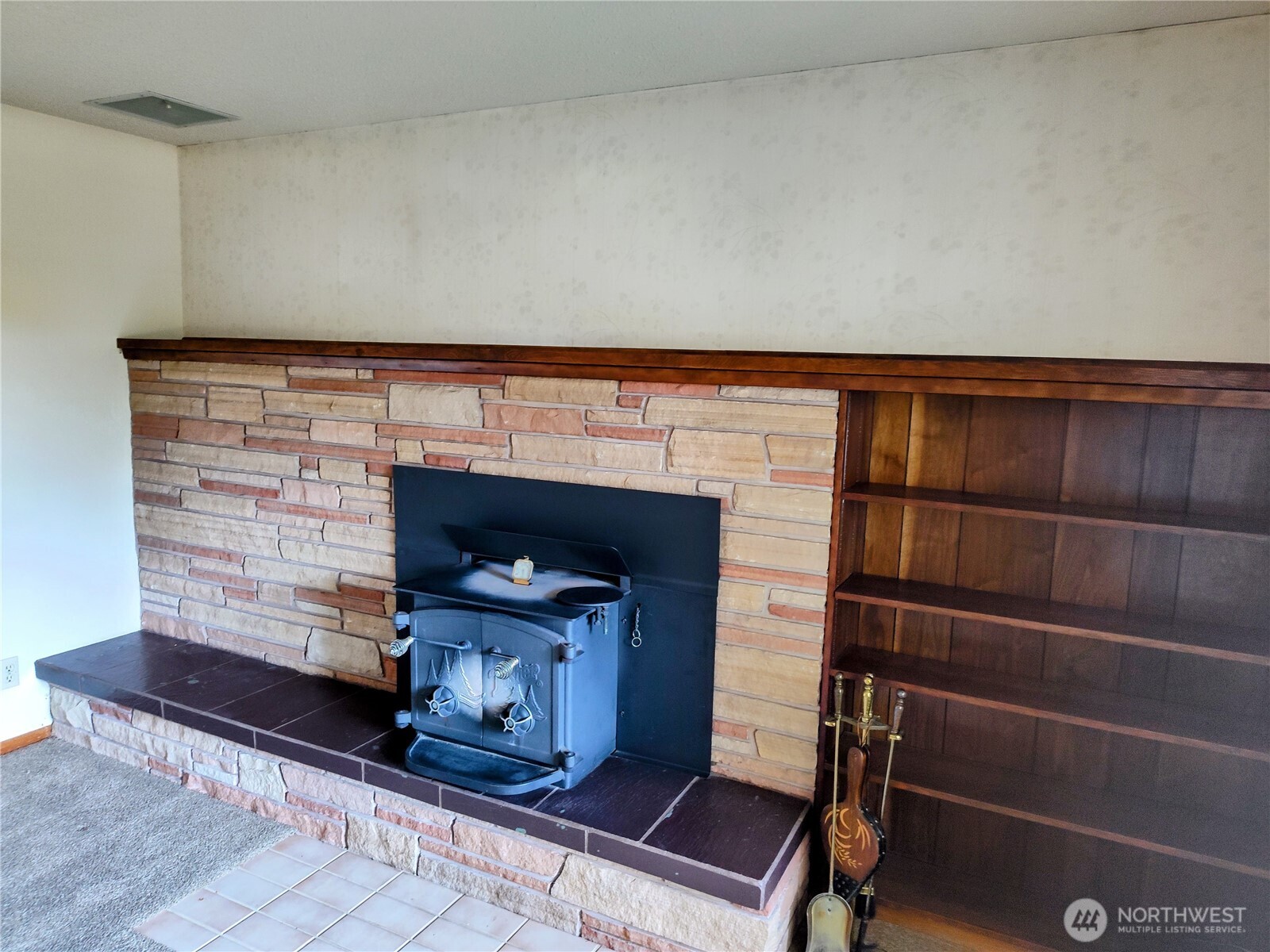 2328 65th Court Property Photo 9