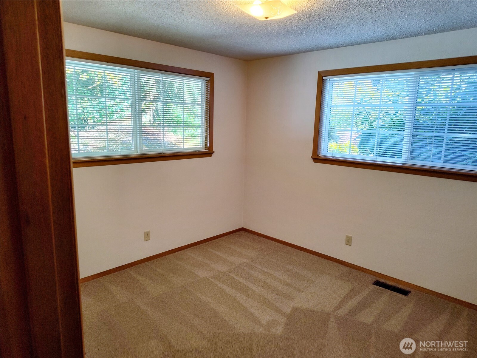2328 65th Court Property Photo 11