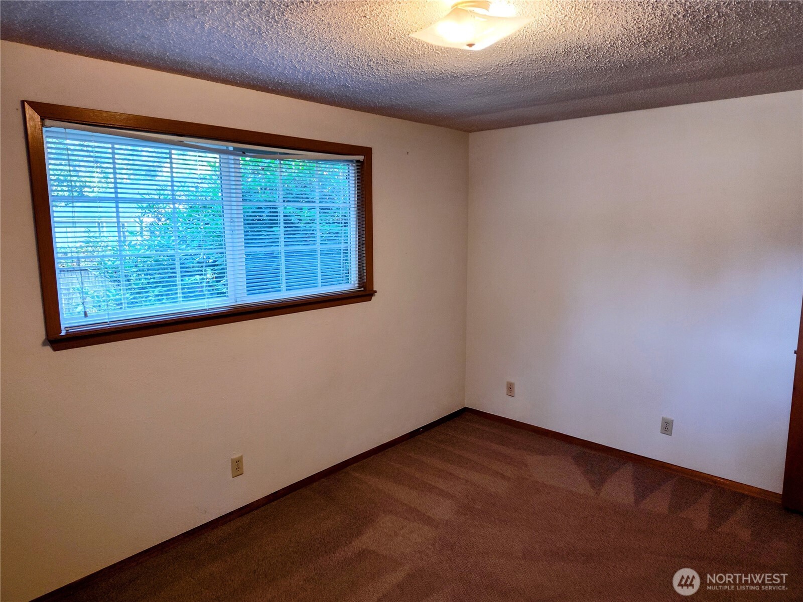 2328 65th Court Property Photo 12