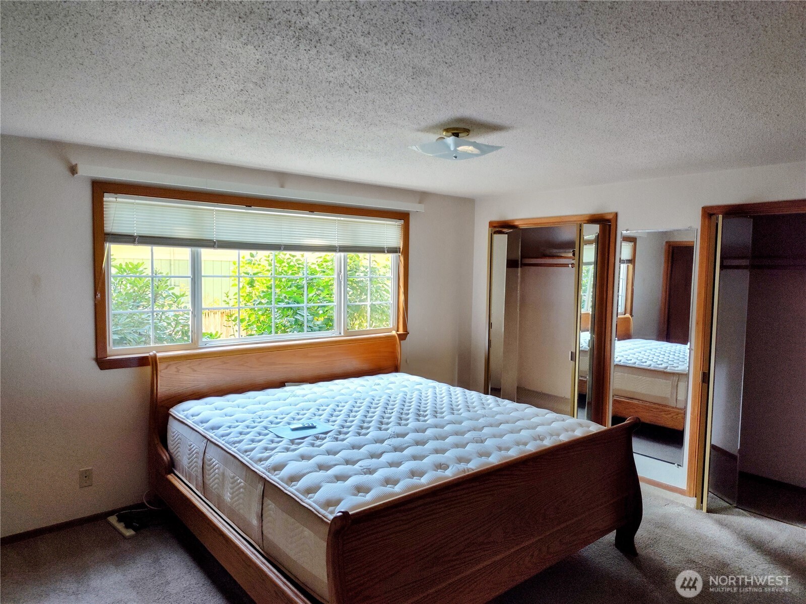 2328 65th Court Property Photo 17