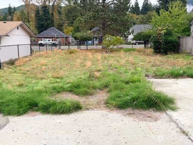 505 Morse Street Property Photo 4