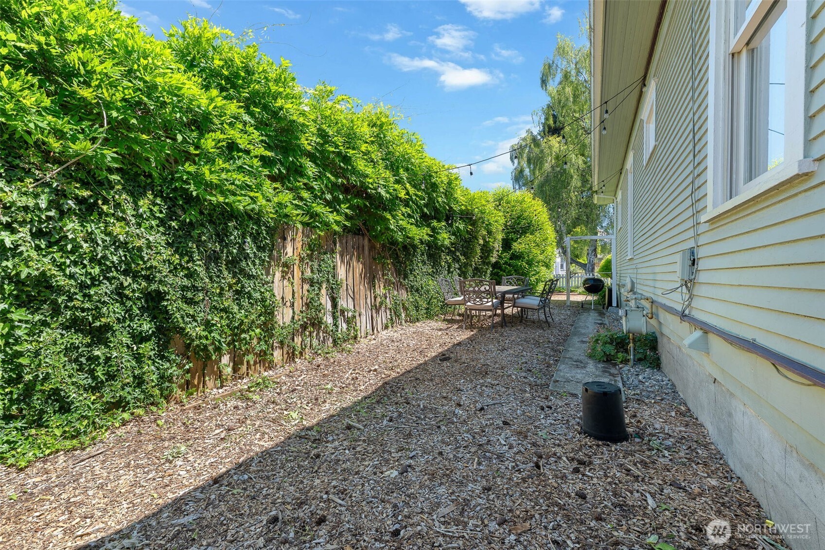 1402 N Fife Street Property Photo 36