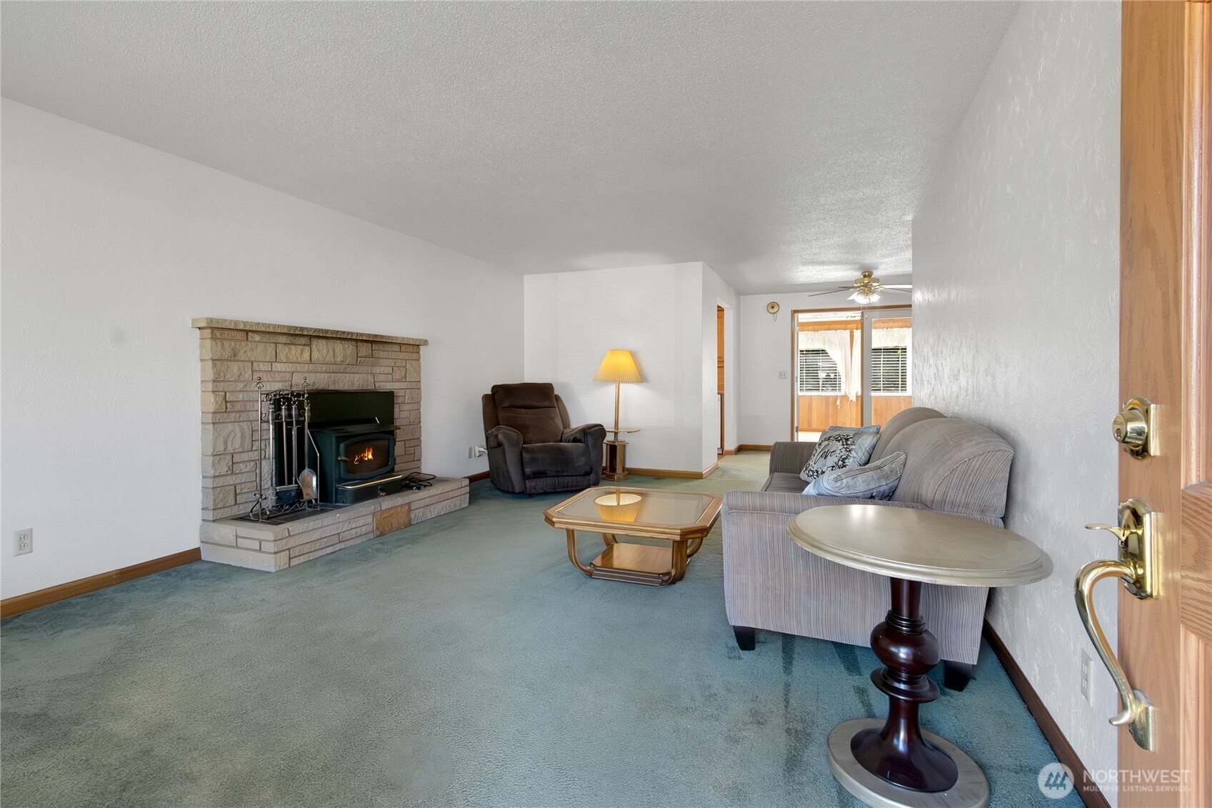 820 9th Avenue Property Photo 4