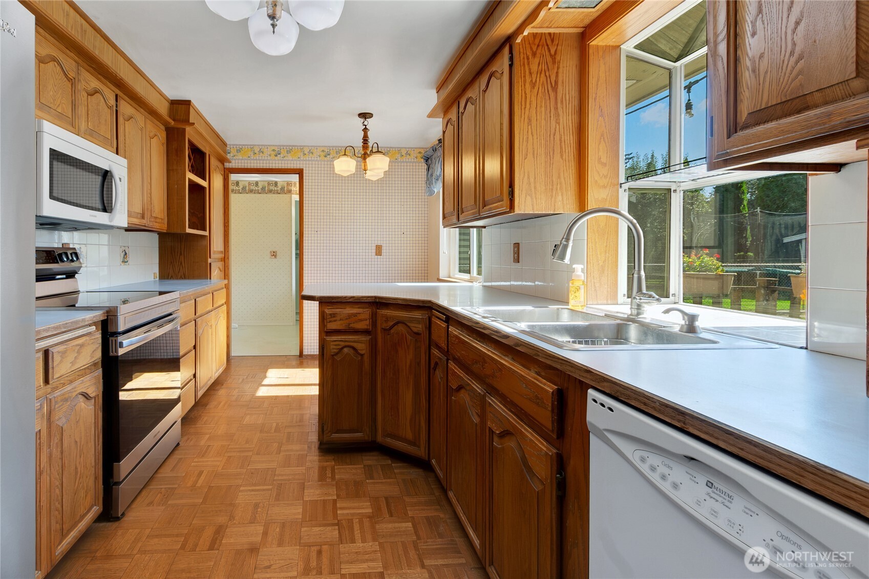 820 9th Avenue Property Photo 10