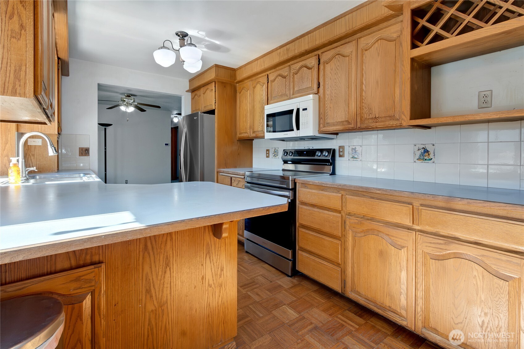 820 9th Avenue Property Photo 12