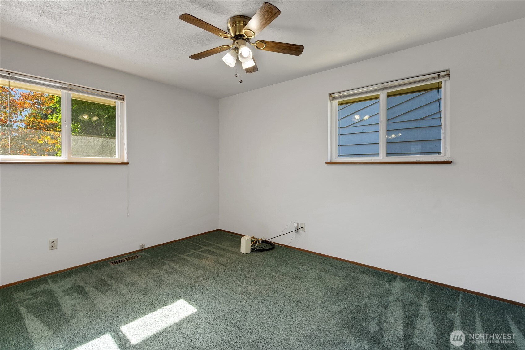 820 9th Avenue Property Photo 18