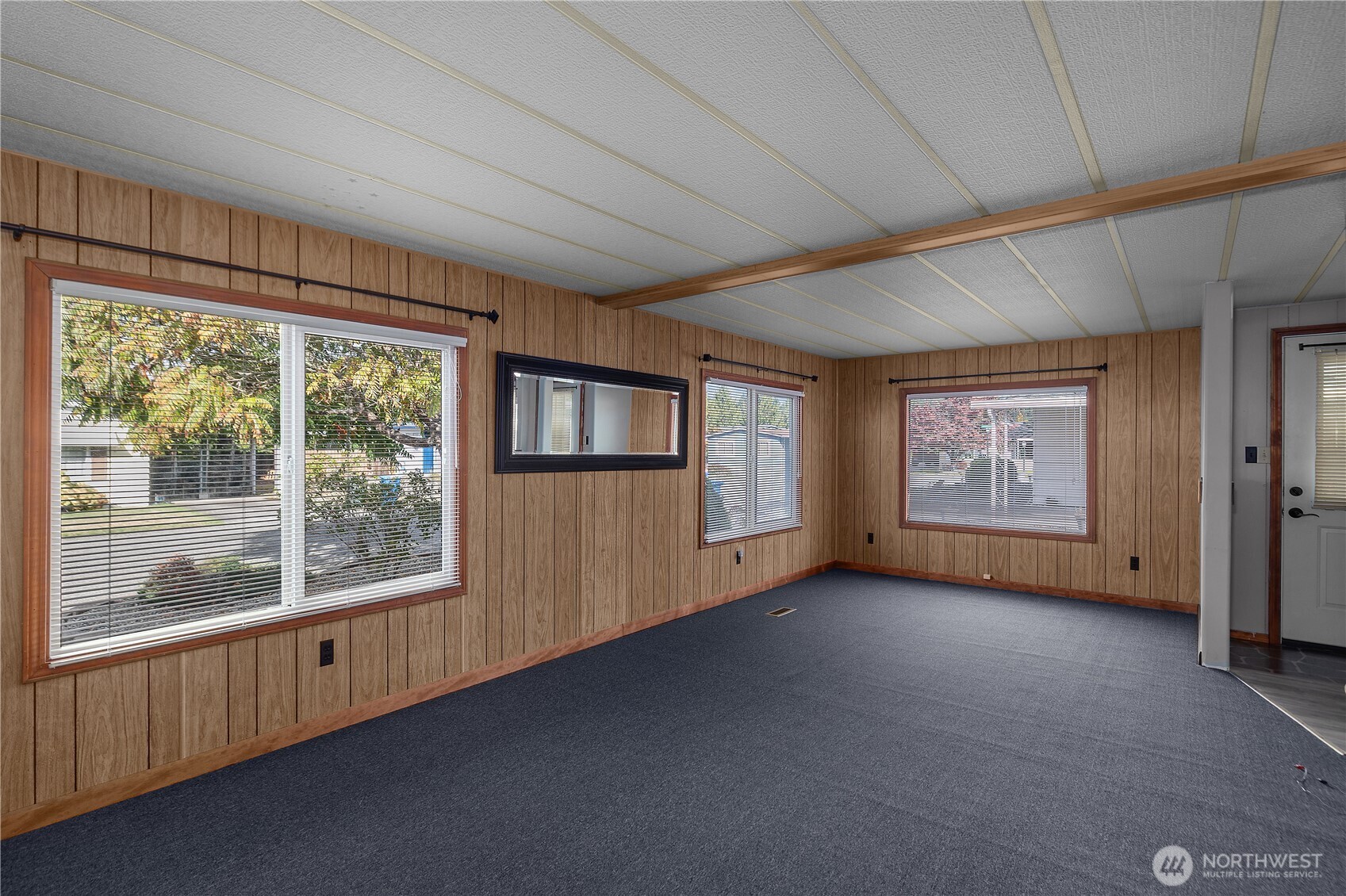 8 Dasher Drive Property Photo 3