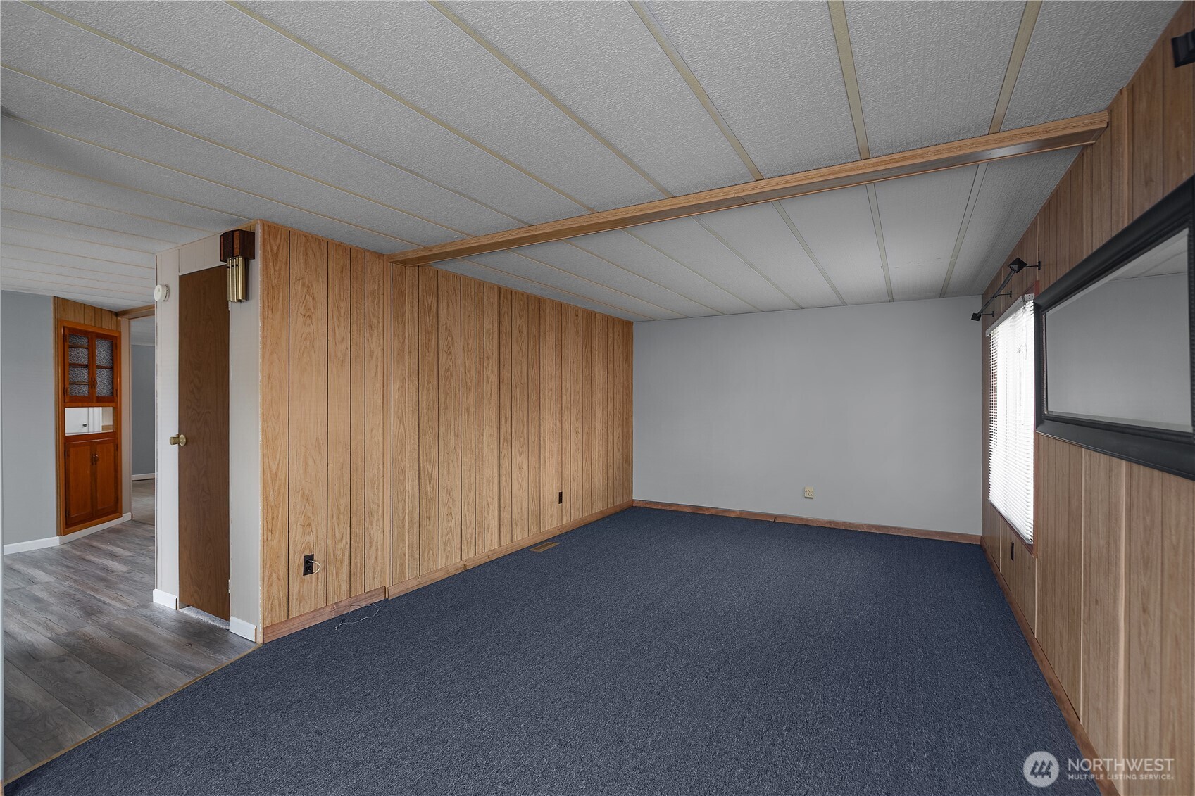 8 Dasher Drive Property Photo 4