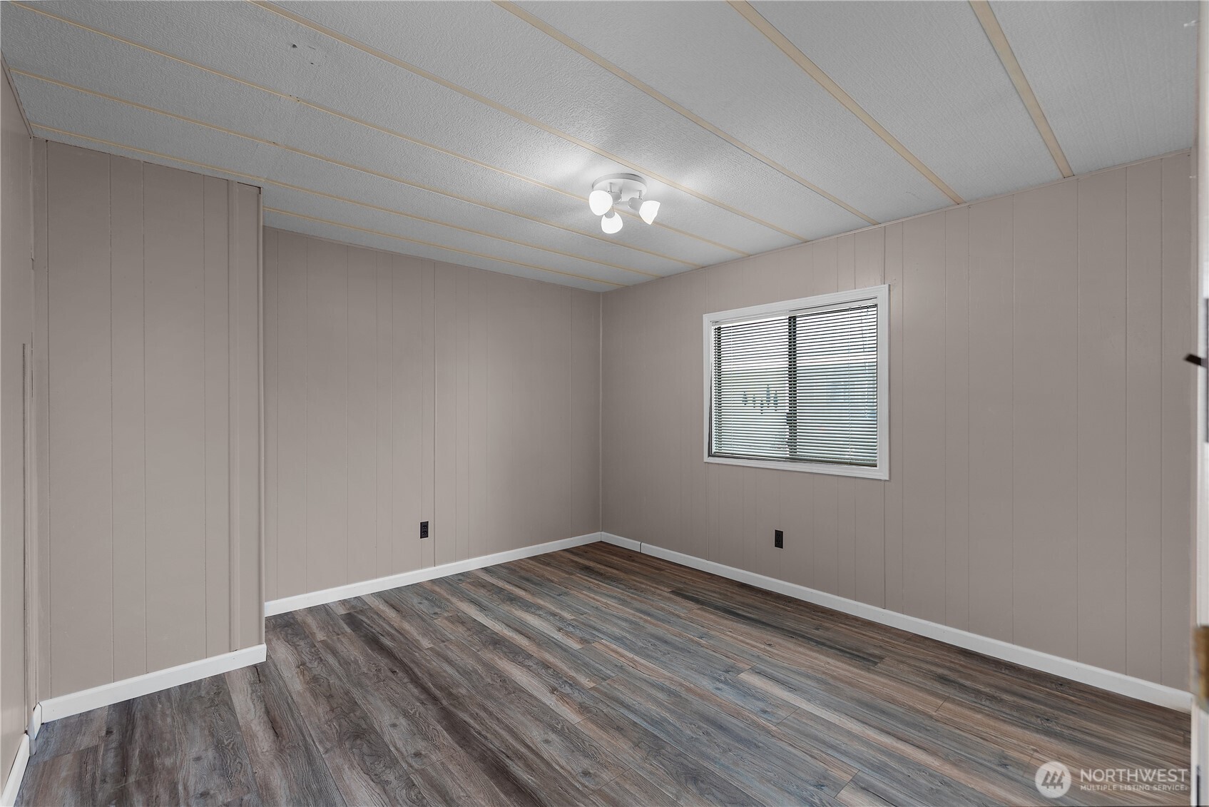 8 Dasher Drive Property Photo 12