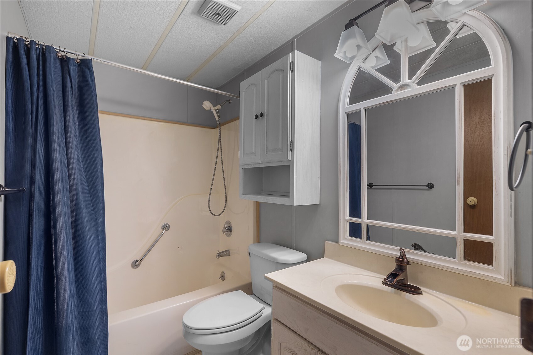 8 Dasher Drive Property Photo 13