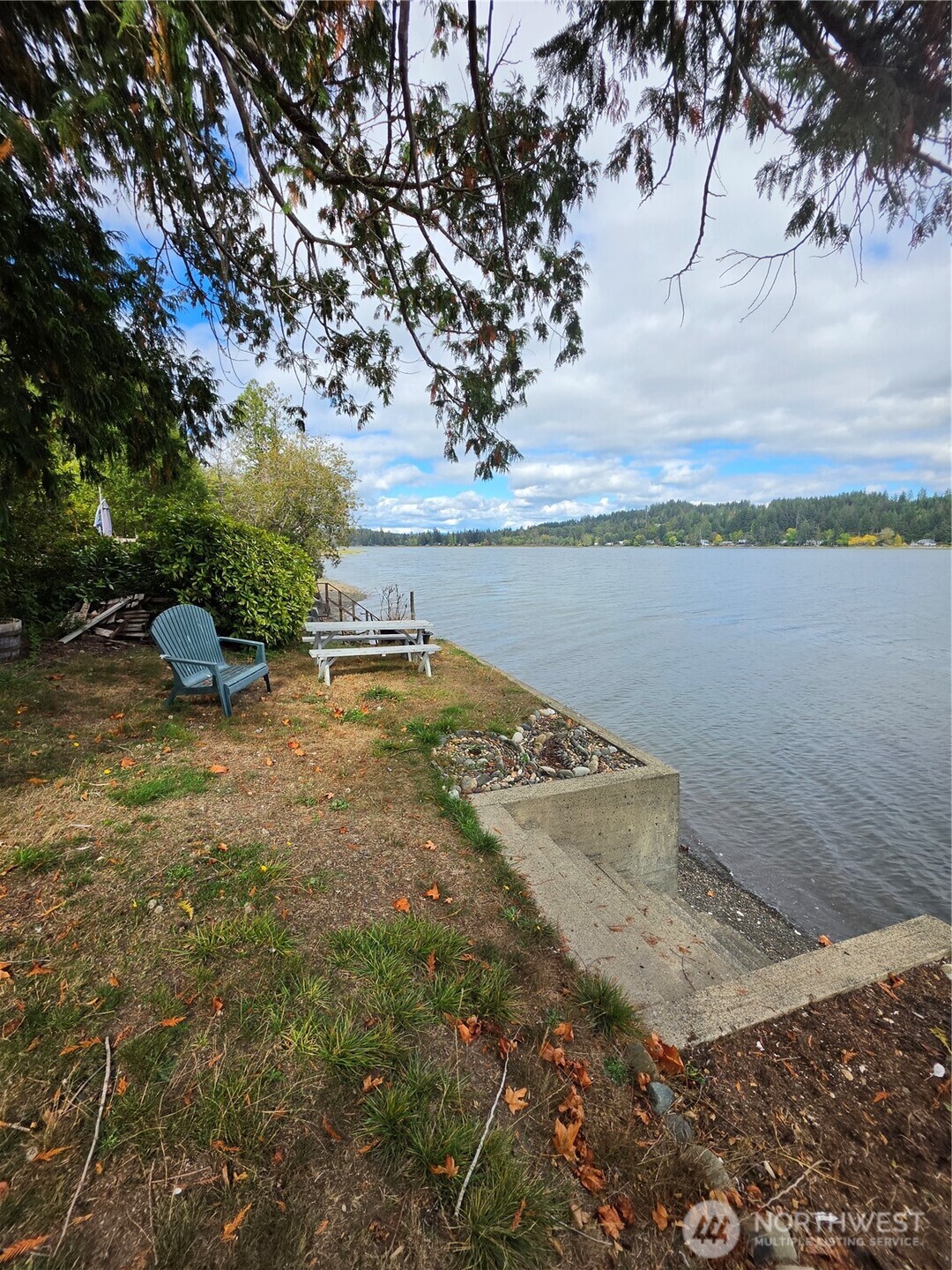560 E North Bay Road Property Photo 27