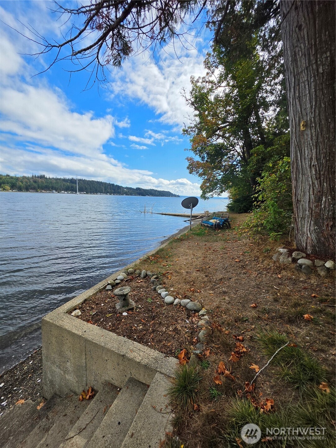 560 E North Bay Road Property Photo 28