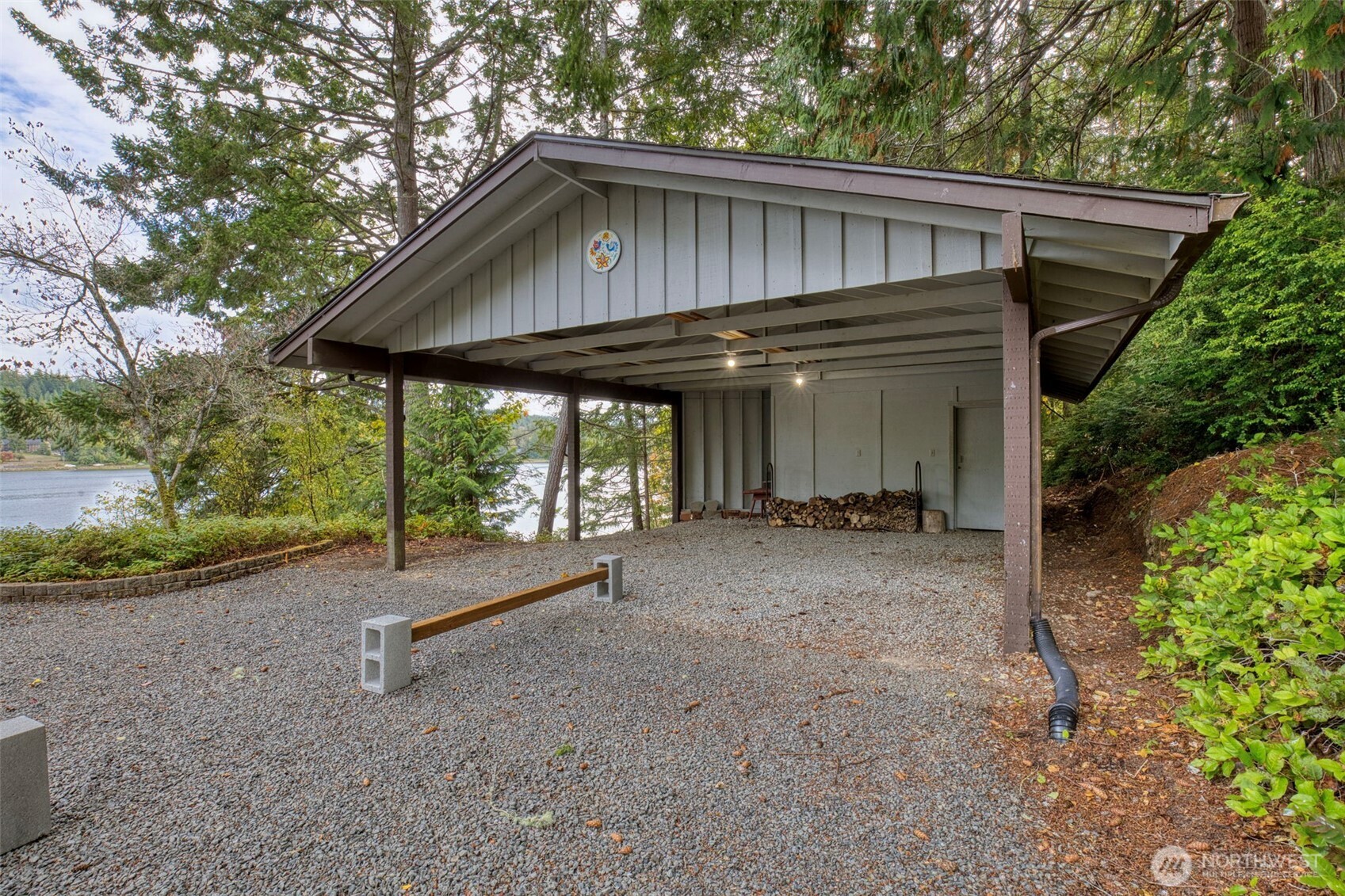 8768 Misery Point Road Property Photo 33