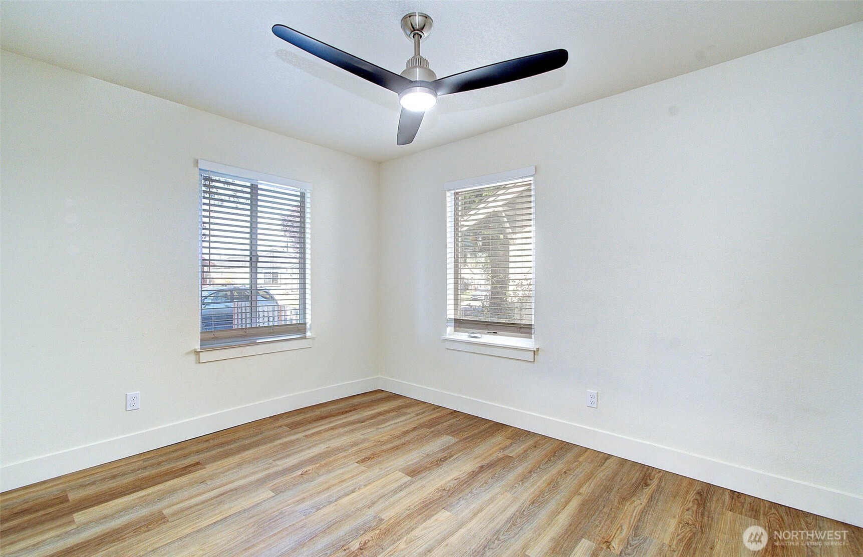 340 20 Avenue Property Photo 10