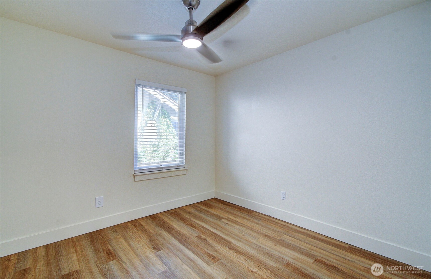 340 20 Avenue Property Photo 15