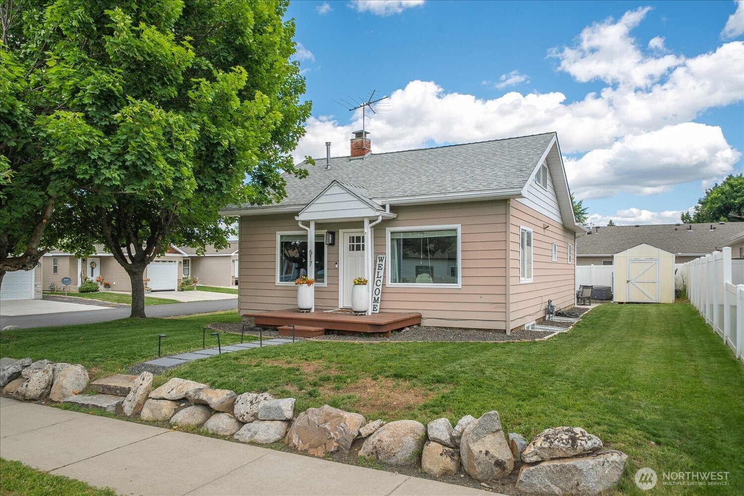 517 S Felts Rd Property Photo 1