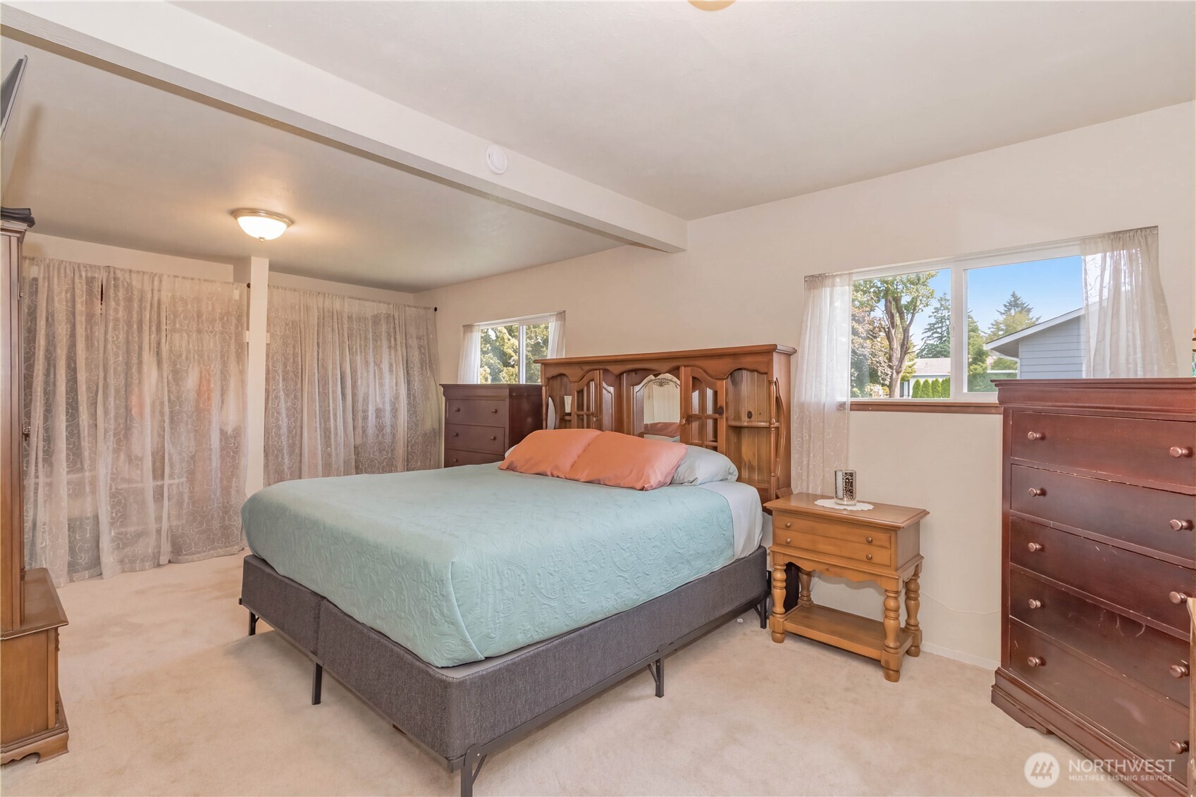 10622 Fruitland Avenue Property Photo 18
