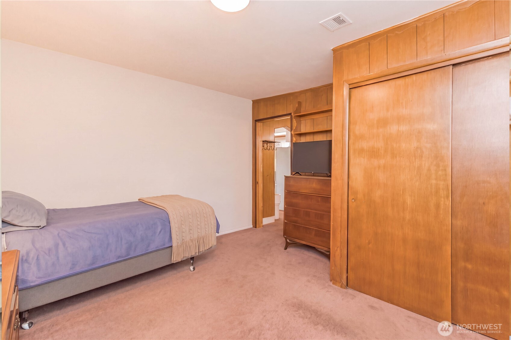 10622 Fruitland Avenue Property Photo 21