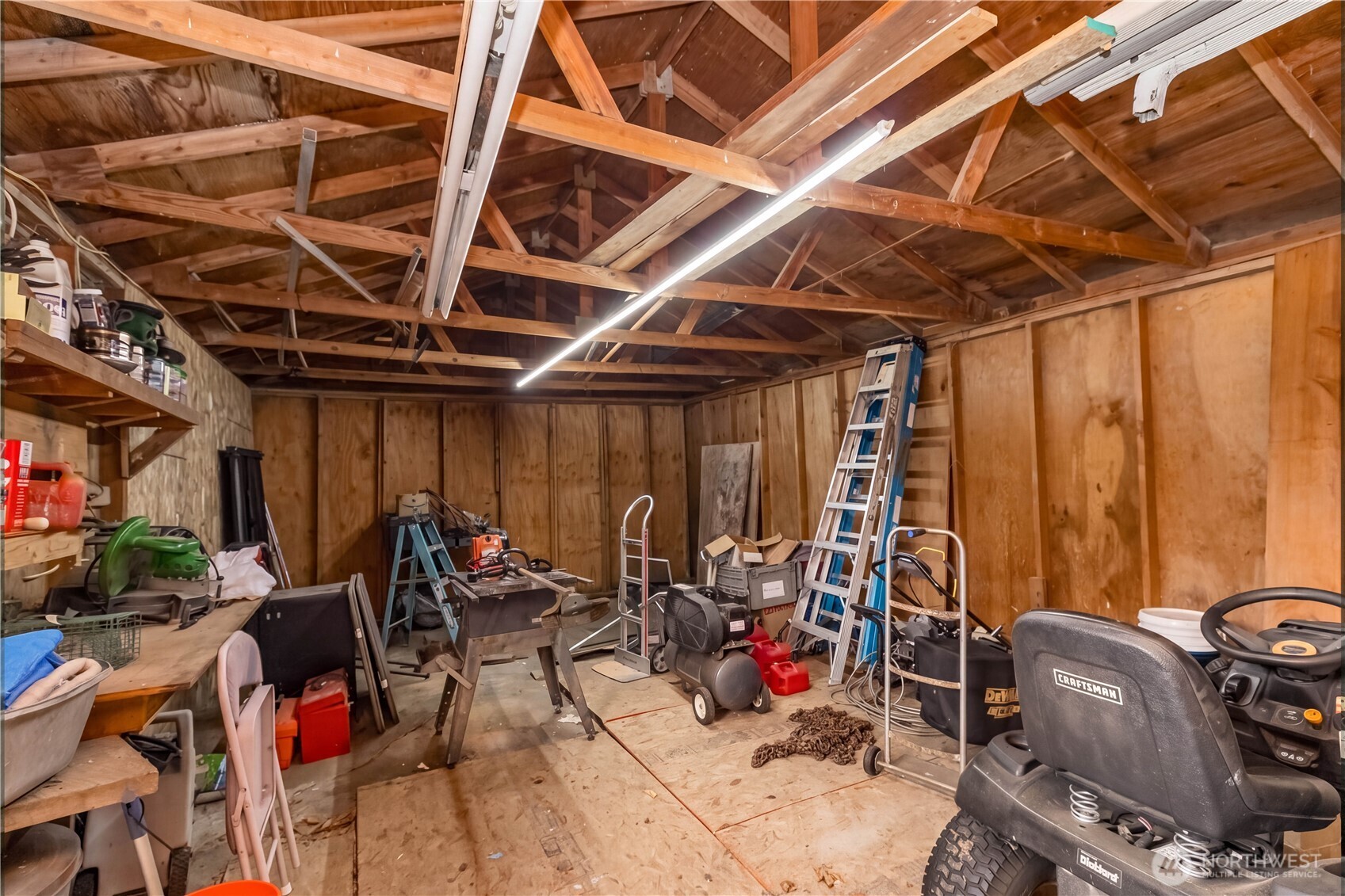 10622 Fruitland Avenue Property Photo 24