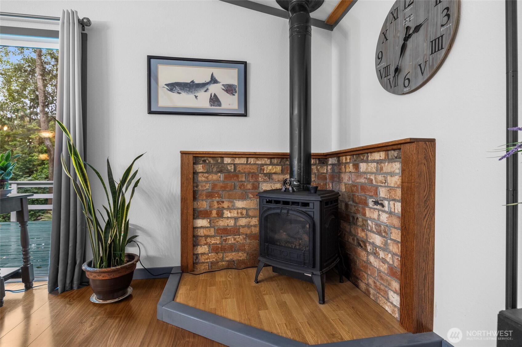 504 Colville Way Property Photo 15