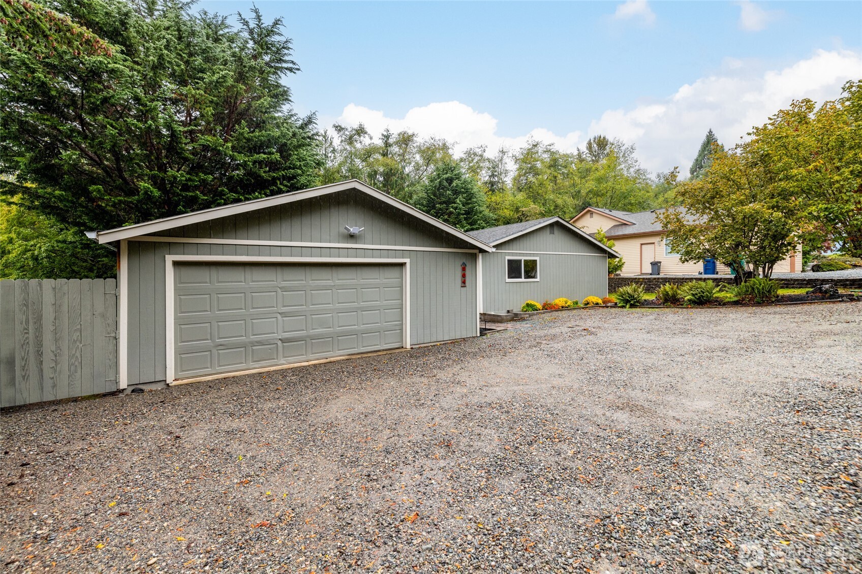 504 Colville Way Property Photo 37