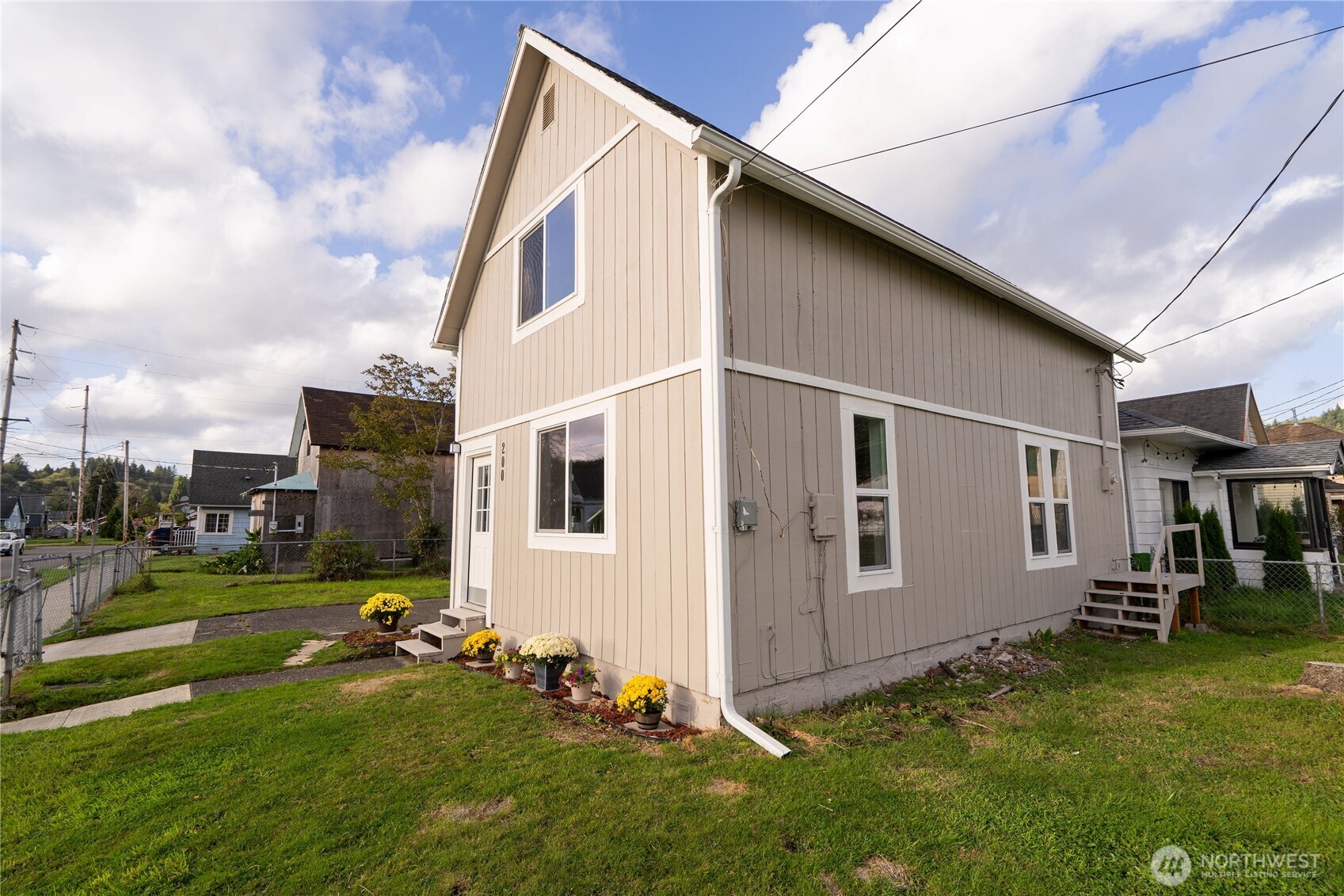 200 N A Street Property Photo 16