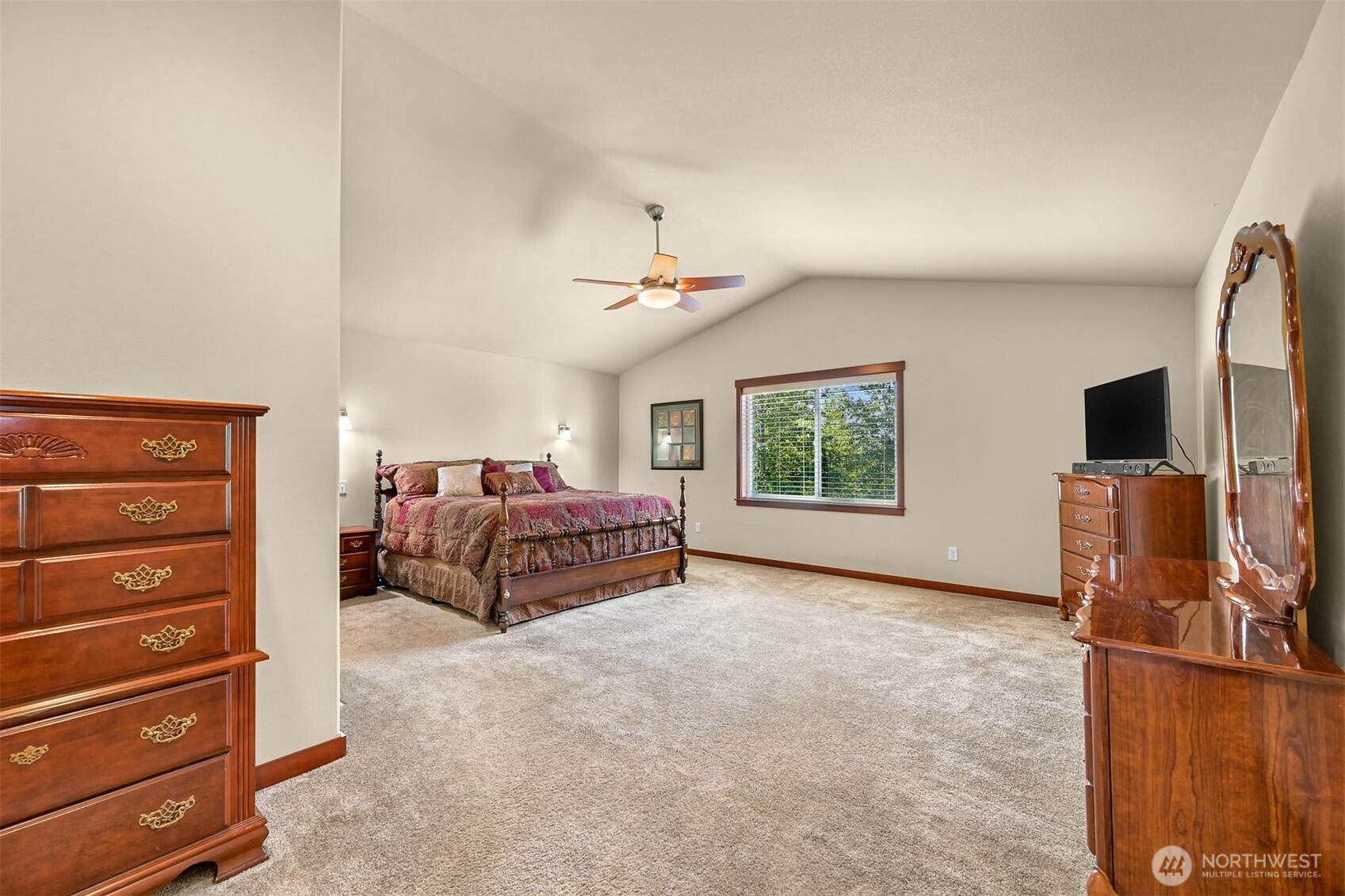 221 Jeff Street Property Photo 19