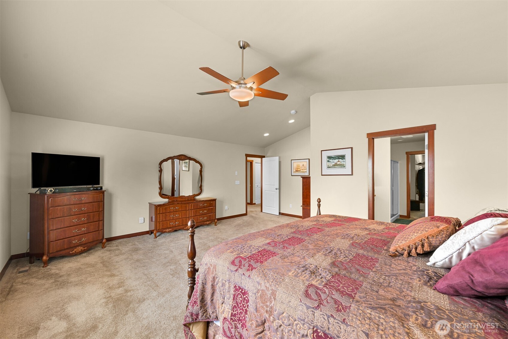221 Jeff Street Property Photo 20