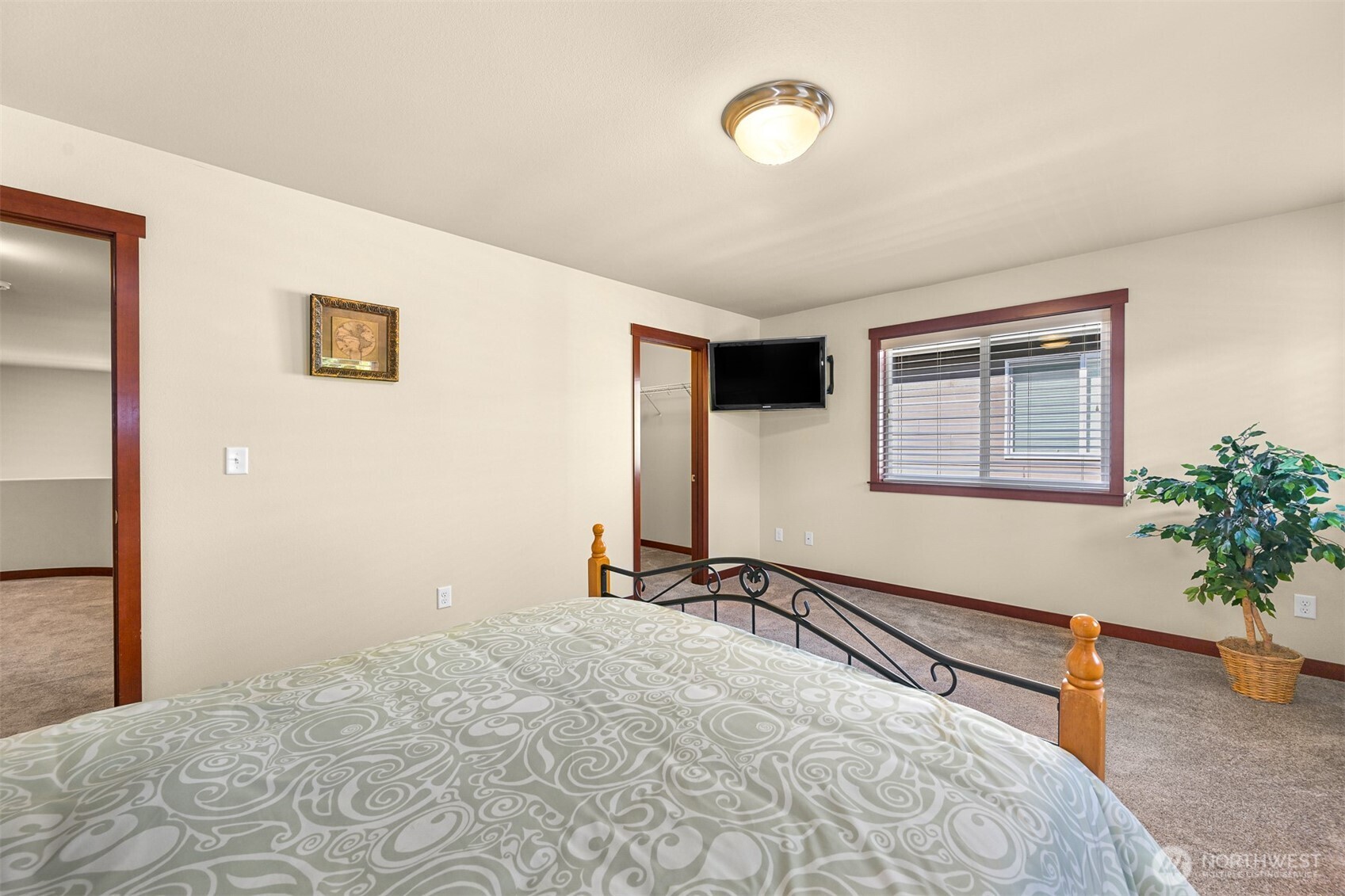 221 Jeff Street Property Photo 25