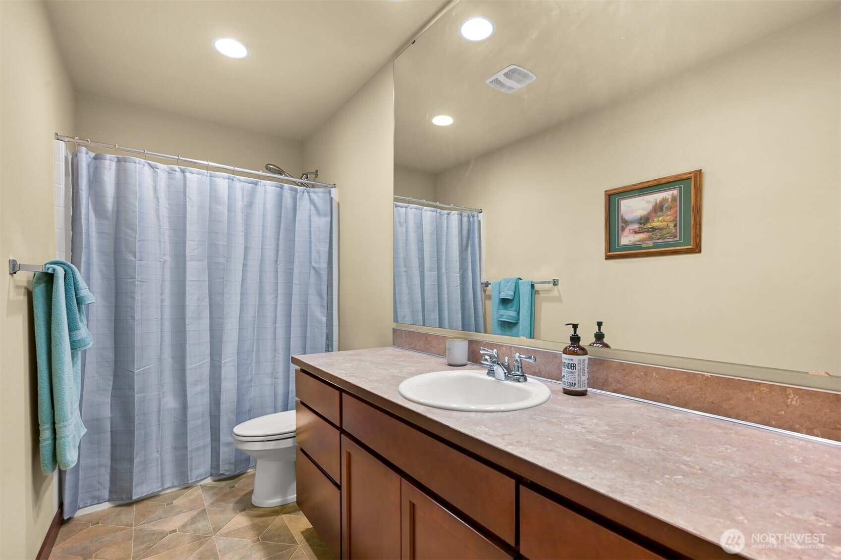 221 Jeff Street Property Photo 28