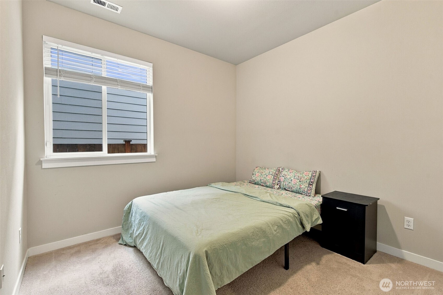 3310 103rd Drive Property Photo 9